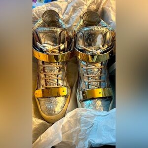Discontinued!! Giuseppe Zanotti- Foil Crinkled Leather  Metallic HEELED Sneaker!